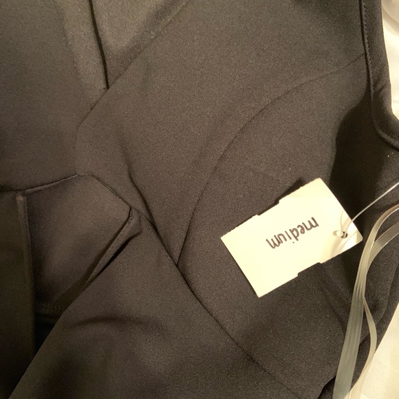 NWTS black mini dress with cut out size medium - Picture 4 of 4